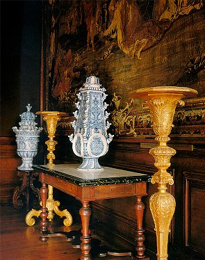 China Vase in the Staterooms @ Hampton Court Palace