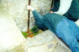 Lindsay kissing the Blarney Stone